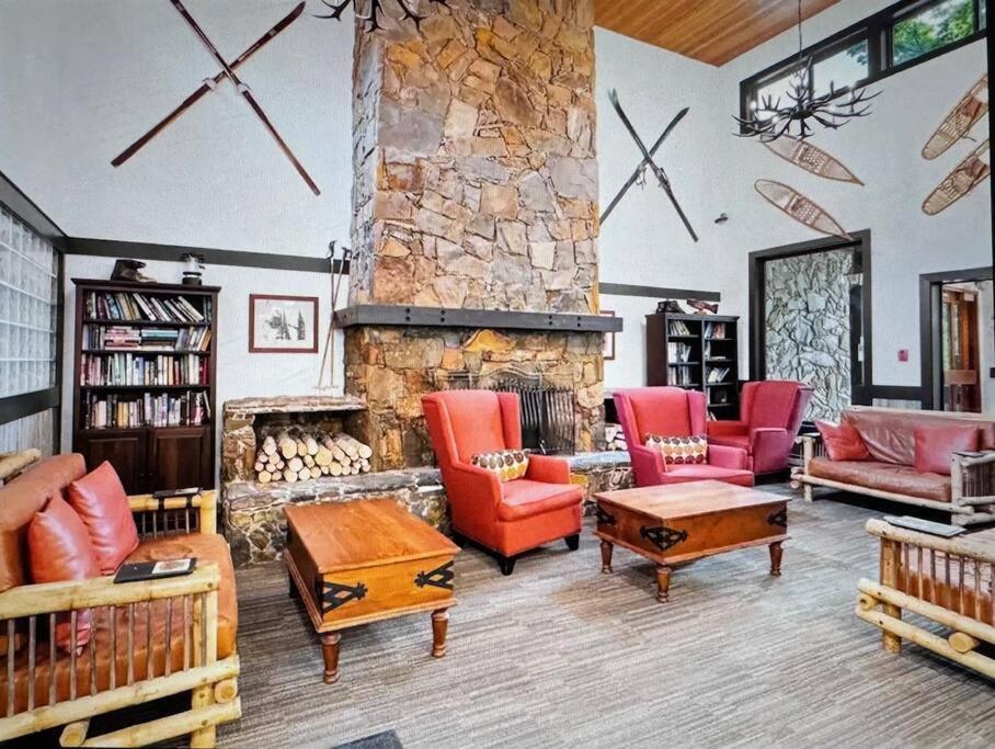 Powder & Pines Luxury Suite Whistler Zewnętrze zdjęcie